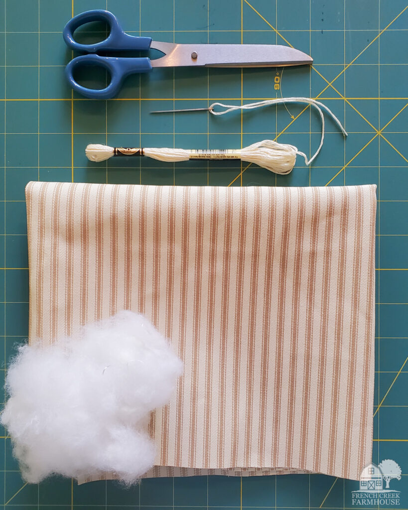 Supplies for sewing the fabric bunny pattern