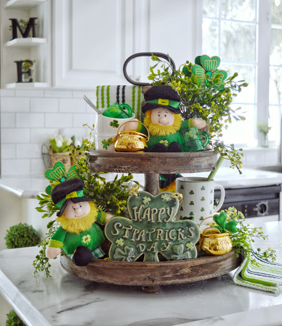 St. Patrick's Day Tiered Tray Ideas | French Creek Farmhouse