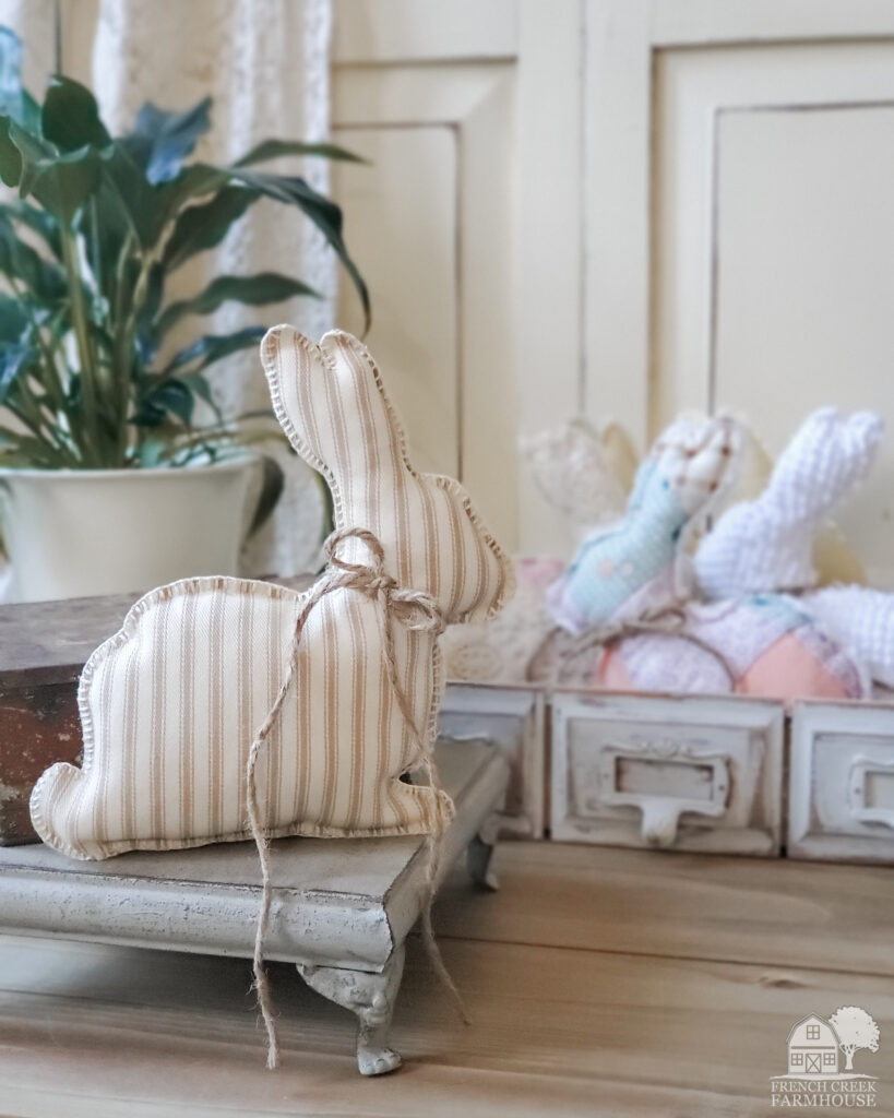 Make fabric bunnies from vintage fabrics