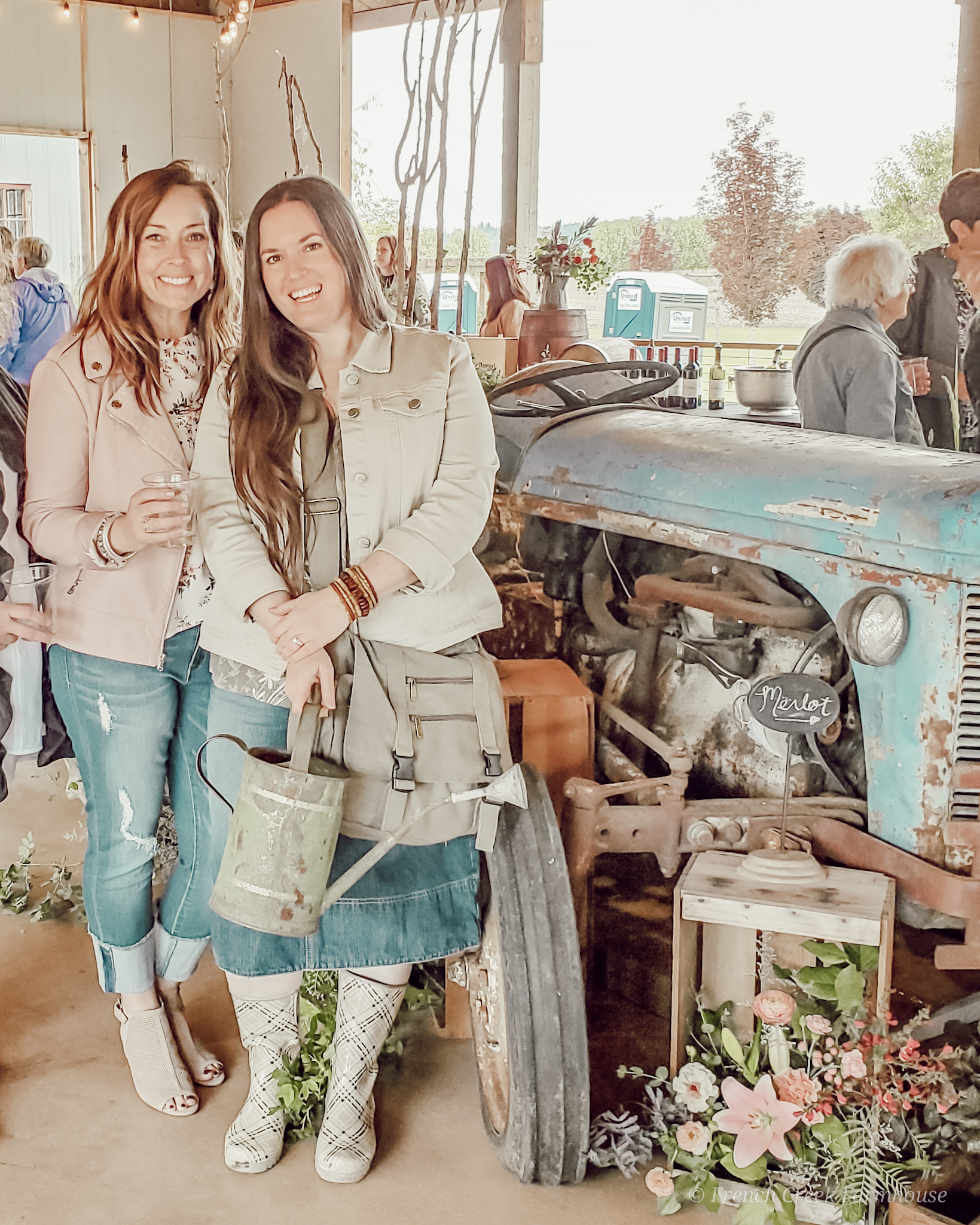 20+ Amazing Vintage Finds & Farmhouse Favorites Kristi from French Creek Farmhouse has rounded up an amazing selection of vintage finds for you to shop from home