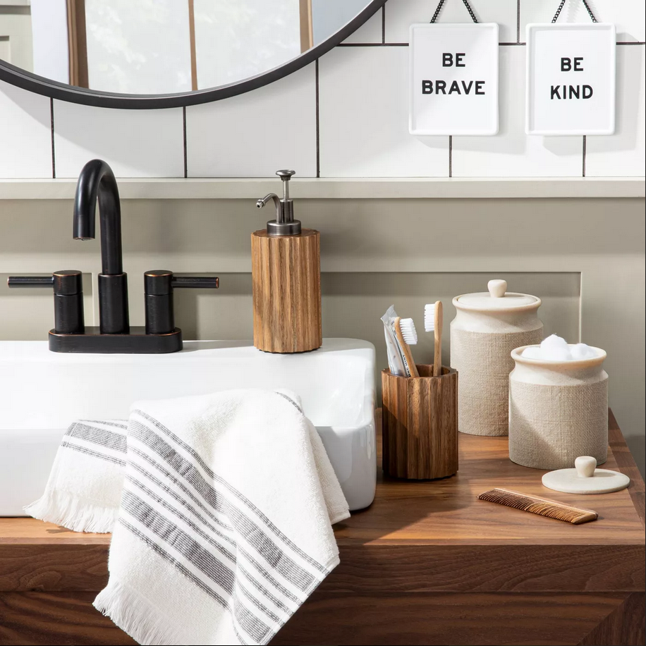 Modern Farmhouse Bathroom