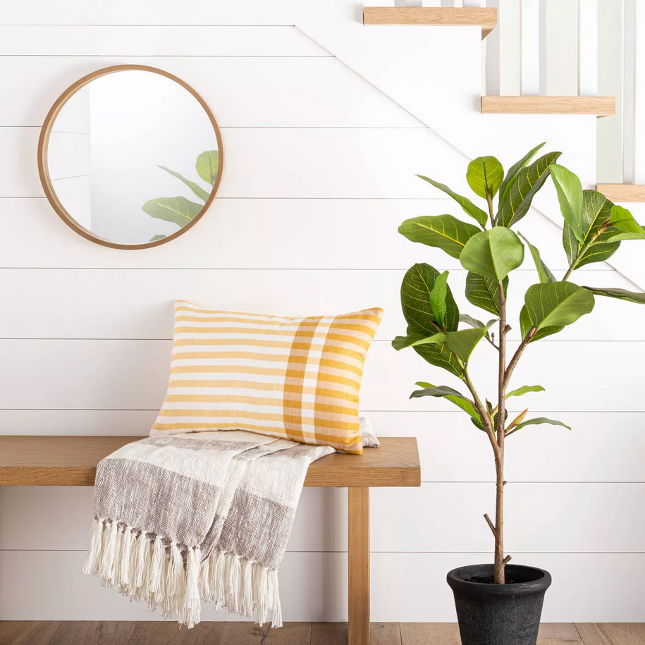 Modern Farmhouse Entryway