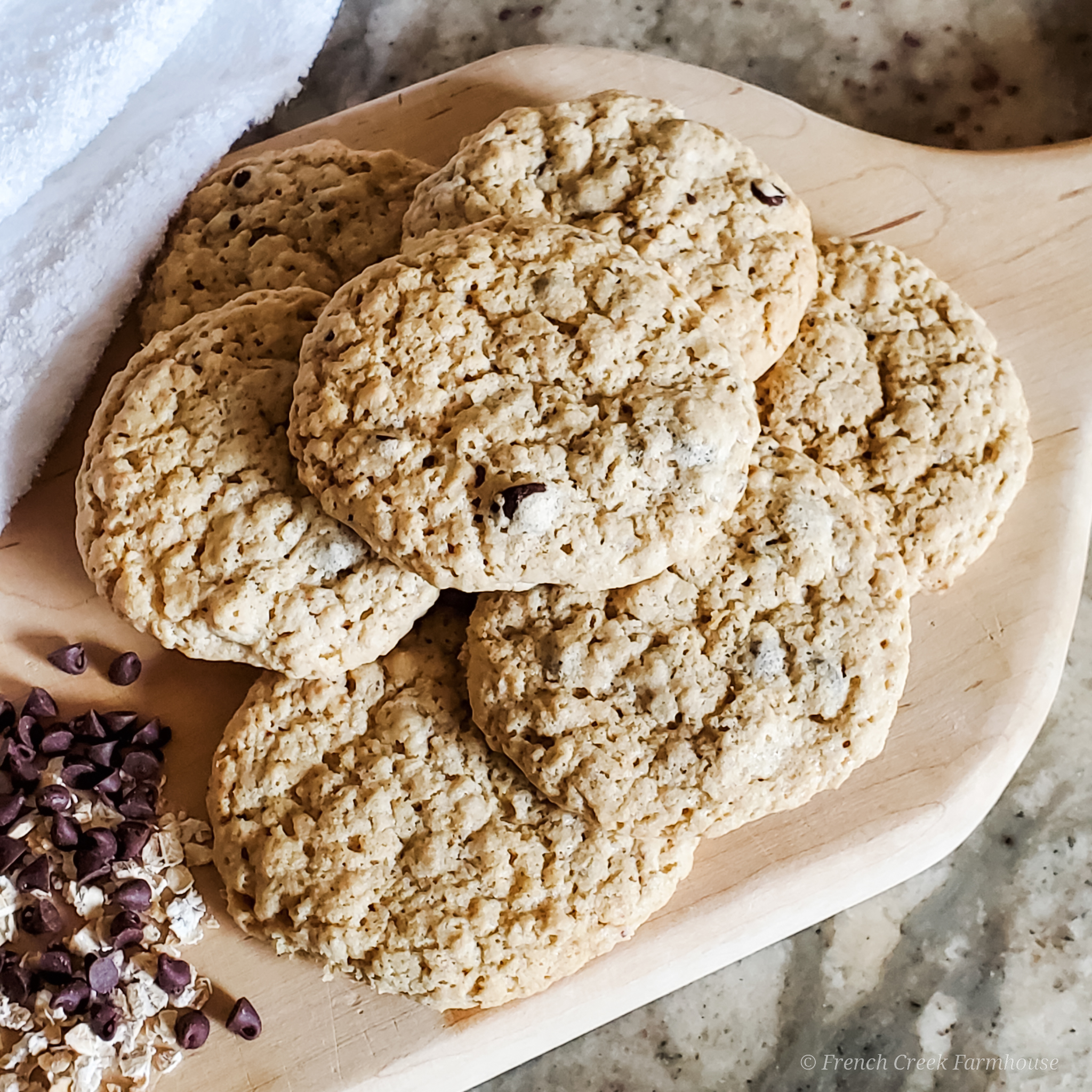 Cookies with Chocolate Chips and Oats