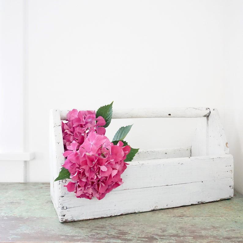 25 of the most beautiful pieces of farmhouse and vintage decor for your woods and whites design aesthetic