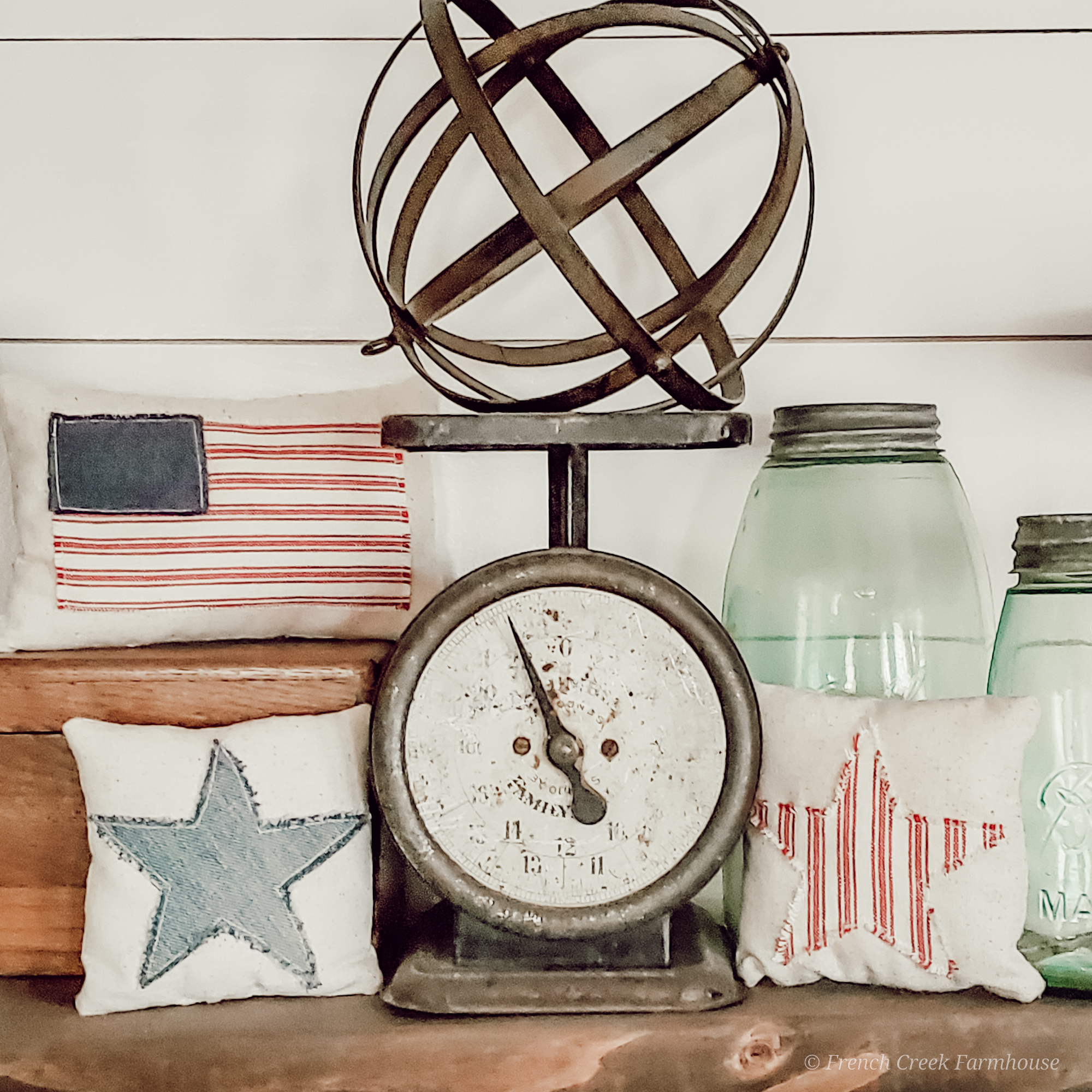 DIY Patriotic Grain Sack Tuck Pillows