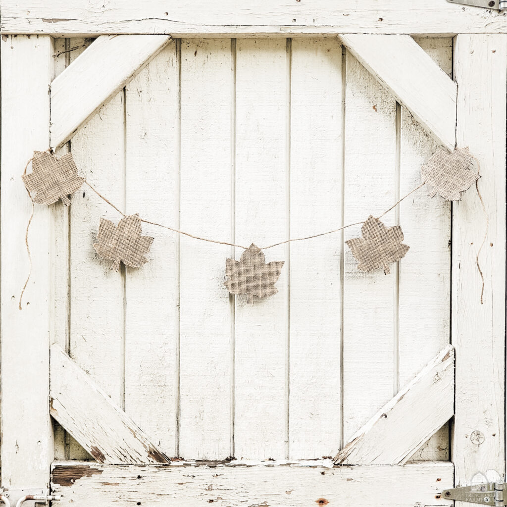 DIY Burlap Leaves Garland