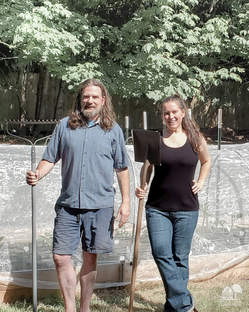 Rob and Kristi are first-year flower farmers who specialize in growing dahlias.