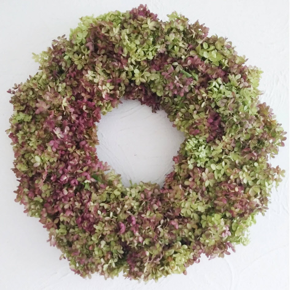 A beautiful natural (dried) hydrangea wreath is truly spectacular in autumn shades.